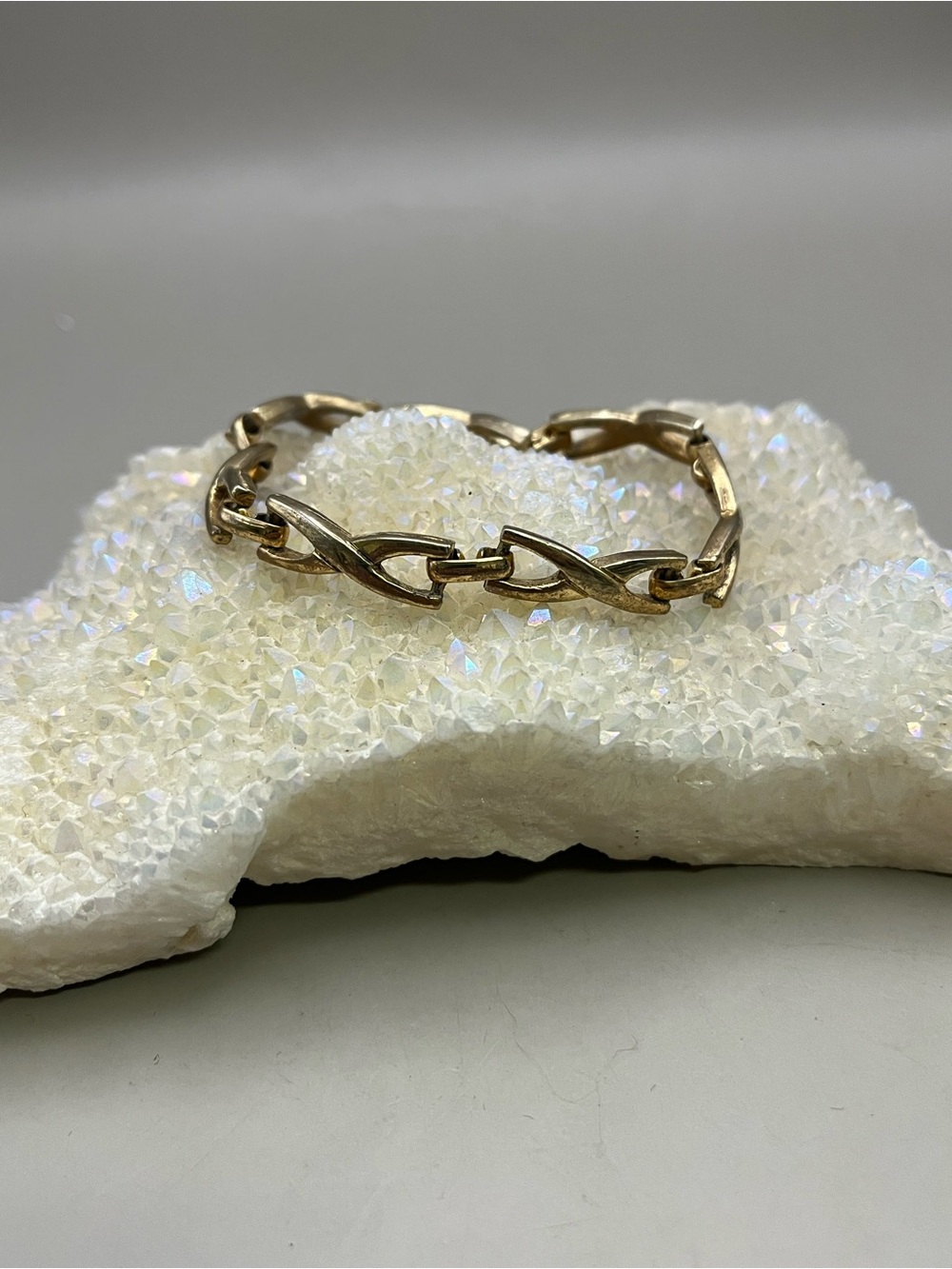 Vintage Gold Tone X Link Chain Bracelet 1980s Retro Statement Criss Cross